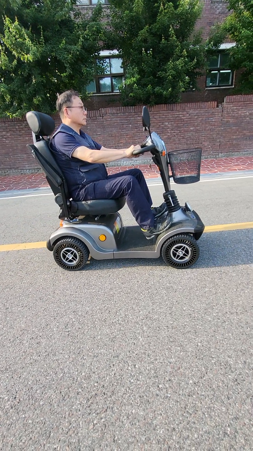 소형전동모빌리티용 비공기압타이어